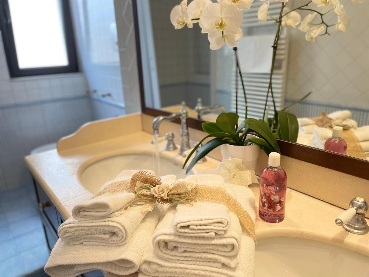 Dimora Bellini Apartment And Rooms Castellana Grotte Ngoại thất bức ảnh